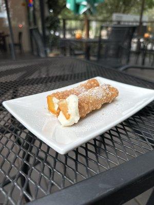 Cannoli