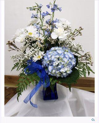 Sweet blue and white arrangement