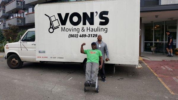 Von's Moving & Hauling