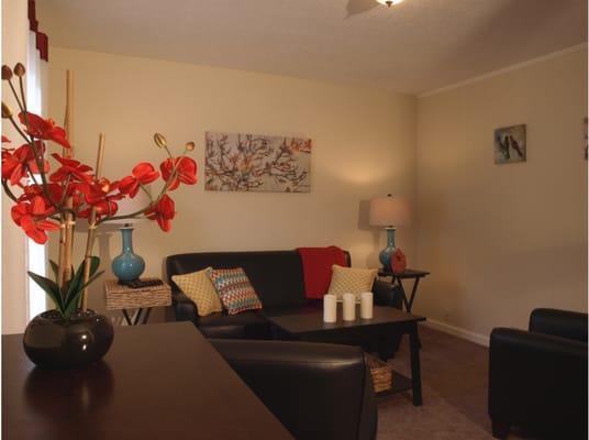 Living room at Hidden Oak Apartments in Jackson MS