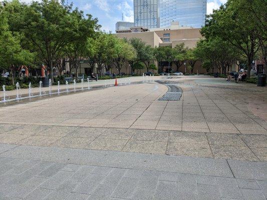 Founder's Plaza, Dallas