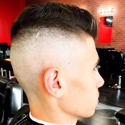 Men-Straight~Hair-Cut-High-BaldFade