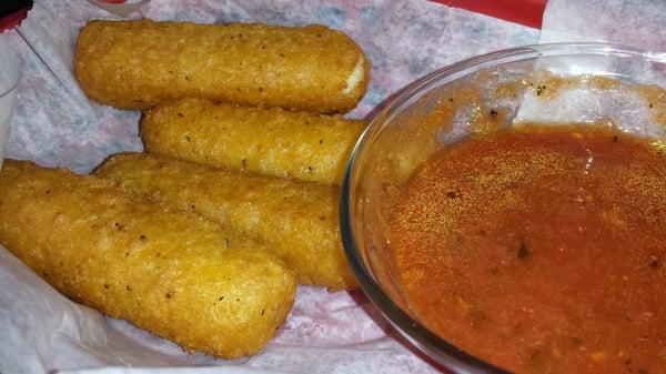 Cheese sticks with marinara.