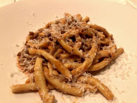 Strozzapreti alla salsiccia