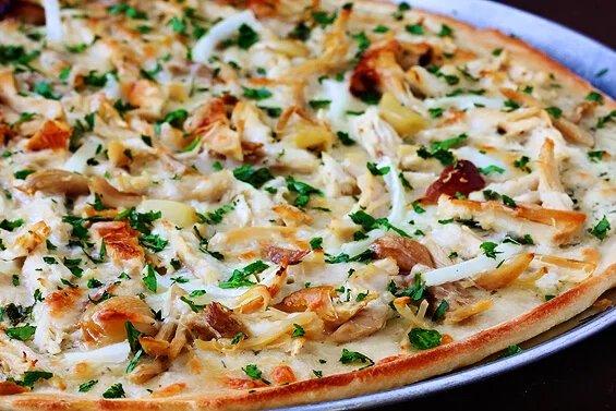 Chicken ranch pizza