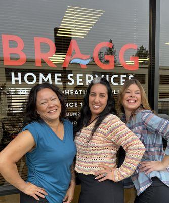 Office Team Natalie, Marisa & Desiree!