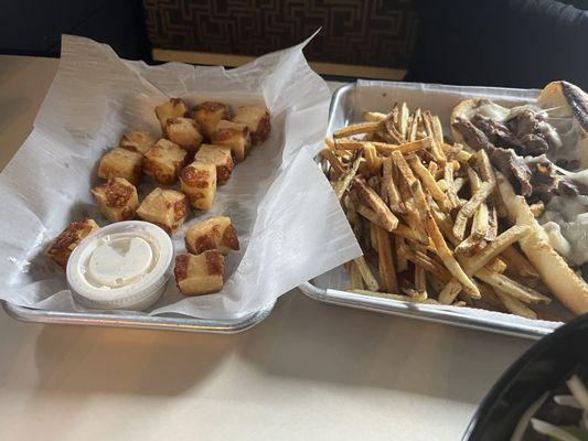 Italian beef and cheese curds