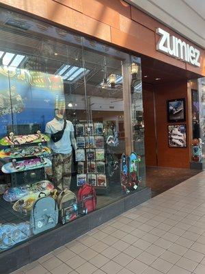 Zumiez