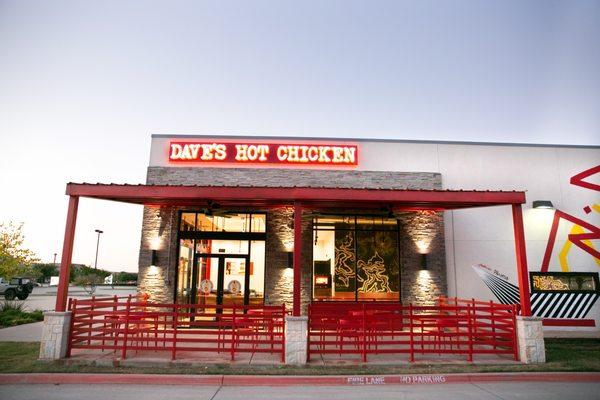 Dave's Hot Chicken - Exterior Pic 1