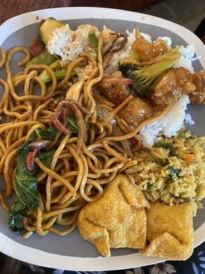 Plate of Pork Lo Mein, veggie fried rice, garlic pork, sesame chicken, and crab Rangoon.