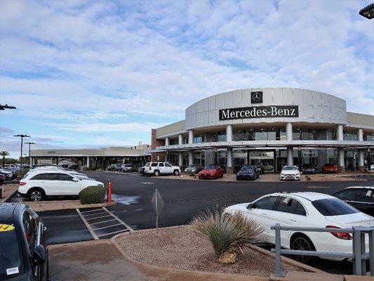 Mercedes-Benz of North Scottsdale Service and Parts