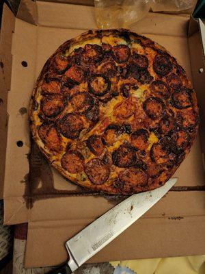 Large deep dish "The LOU" with Sausage Patty