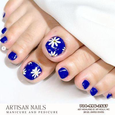 Artisan Nails