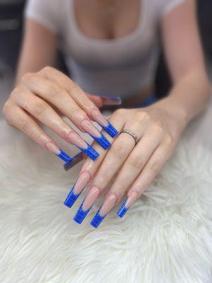 LINH 609 -241-0539
PINKY NAILS 
MAYS LANDING