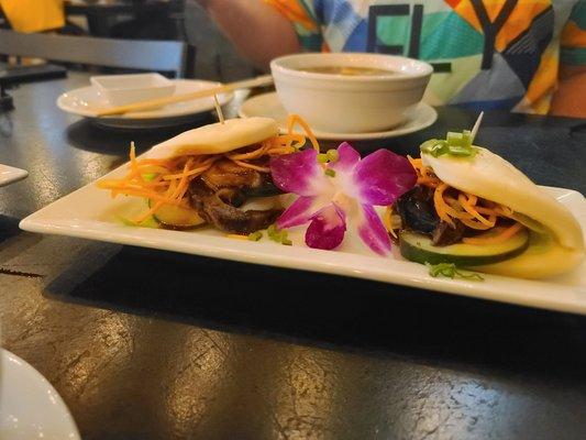 Bao Bun at Volcanic Sushi + Sake in Haile Plantation