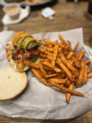 Broadway Burger Bar