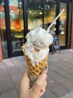 Spring flavors: Carrot Cake and Lady Bird Lavender Crisp -- amazing!