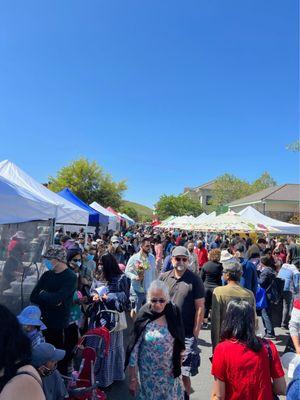 Best farmers market in town!!