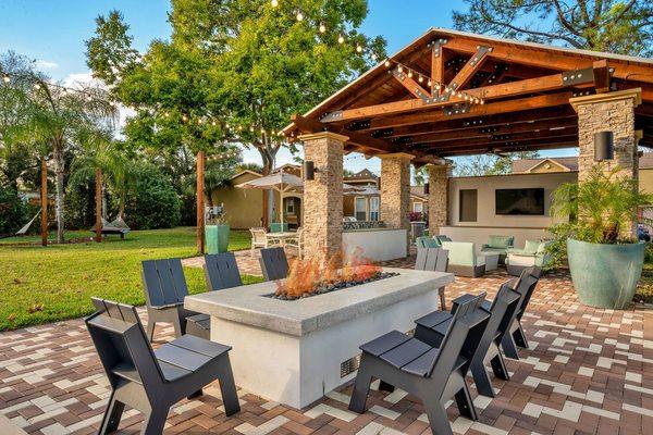 Outdoor Fire Pit at The Canopy Apartment Villas in Orlando, Fl