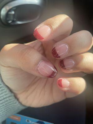 Dip French manicure