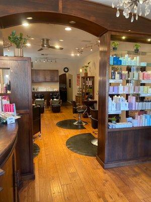 Bloom Salon