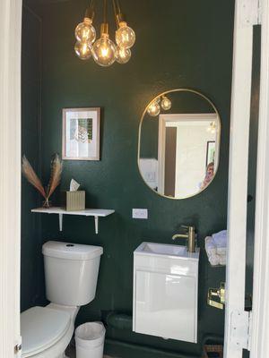 Cute little bathroom