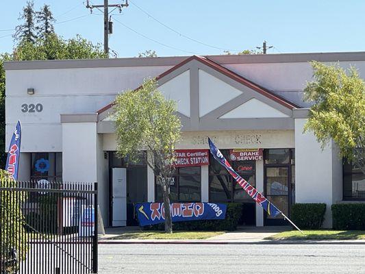 This is a front of their shop. Pull into the back and I help you out.