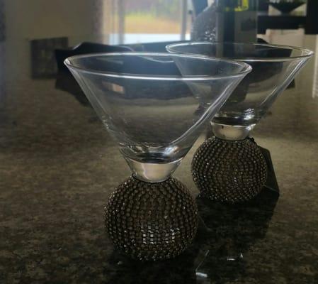 Had 2 pick up these blingy martini glasses after I completely fell inlove with them. 2 bad they only had 2. Will check next time I'm back