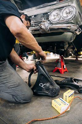 Repairing a 1959 Impala suspension