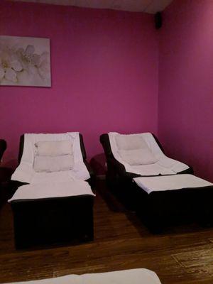 Front room for initial massage