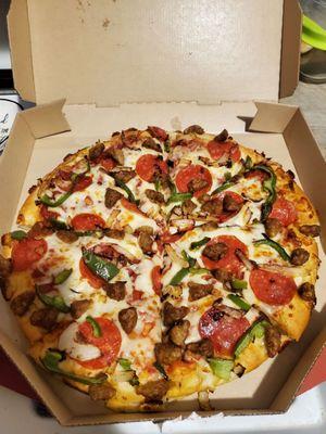 Medium Pan Pizza