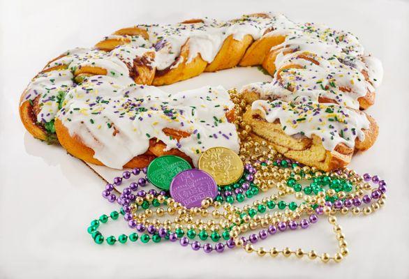 Now accepting Pre-Order for King Cakes. Place orders at www.fluffyssnoballs.com