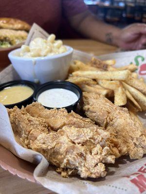 Crispy Chicken Crispers- 3 for Me lunch special. Good