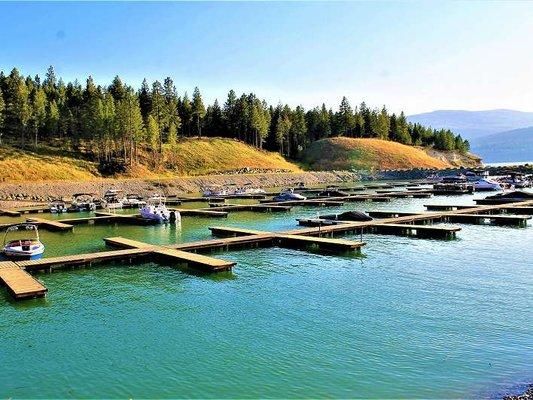 Docks at Abayance Bay Marina. Everybody is still out boating!