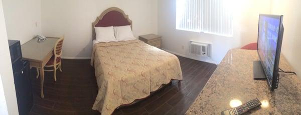 Newly remodeled room at Laughlin Riverview Resort