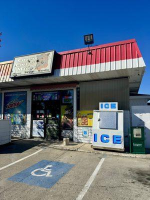 Cougs Corner Mart