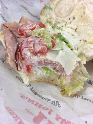 Do better Jimmy johns! Supposed to be an Italian Nightclub. Not nearly as much meat as this sandwich is supposed to have.