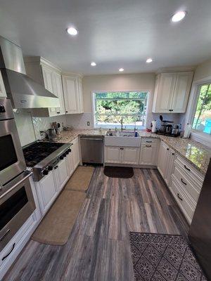 Kitchen remodel looks amazing !