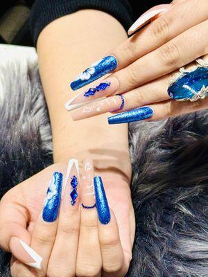 Great 3 D designed  Beautiful Long nails