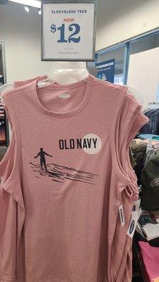 D' $12 sleeveless cotton T Old Navy Branson Mo May 2021