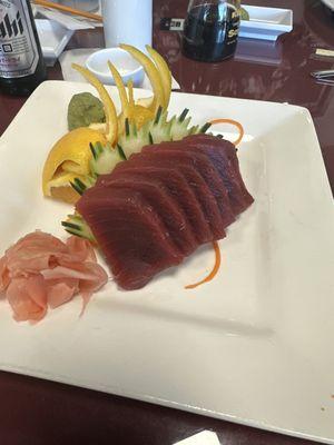 Blue fin sashimi