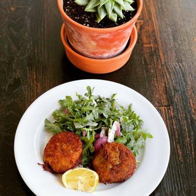 Crab cakes! Super tasty