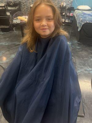 Carlie’s Cutting Edge Salon-Toledo Blade