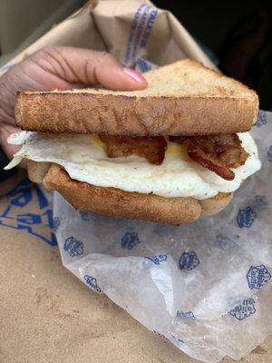 Breakfast Toast Sandwich with Bacon, Egg And Cheese