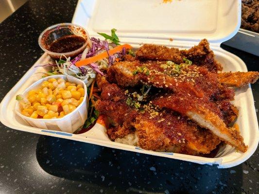 Crispy Chicken Rice. Fried chicken cutlet, homemade BT BBQ sauce, sesame, green onion. Sides: Korean salad, corn salad. $10.50.