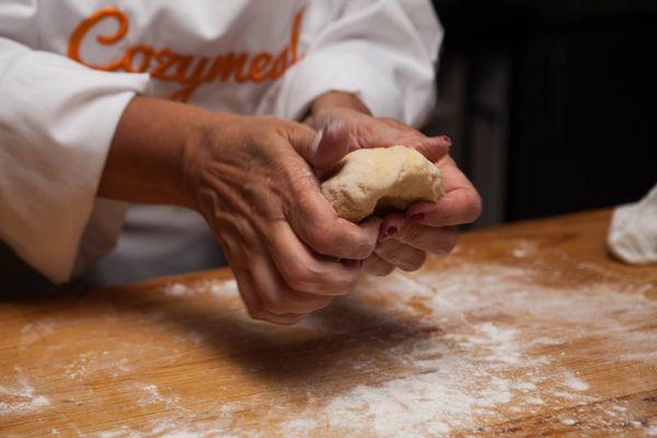 Pizza making class in Minneapolis