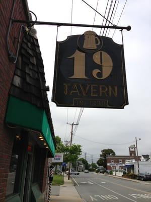 19th Hole Tavern