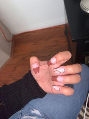 nails