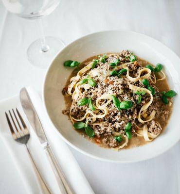 Veal Bolognese with mirapox, white wine and light butter