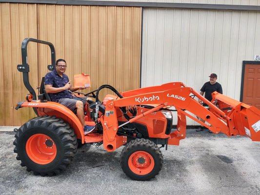 Thank you Henry Cancel, owner of Volusia Liquidators LLC, for your purchase of an L2501HST with loader and pallet forks from Chad Adams!